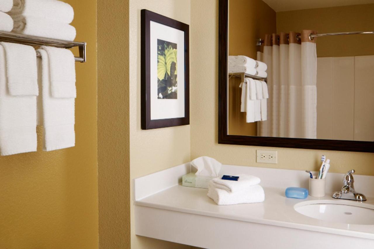 เอ็กซ์เทนด์ สเตย์ อเมริกา โรเชสเตอร์ เฮนเรียตตา Hotel Ridgeland ภายนอก รูปภาพ