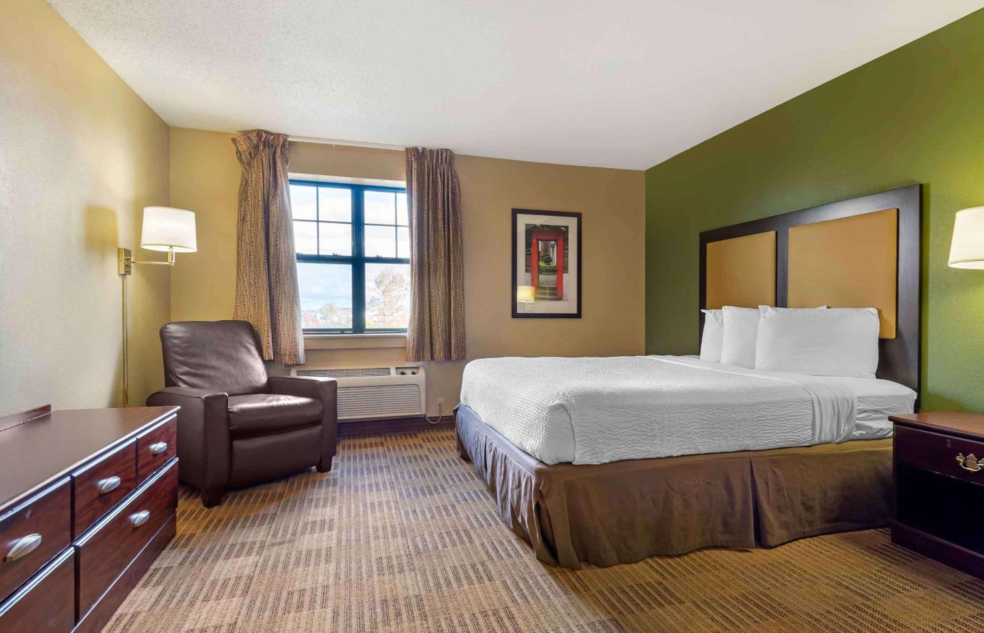 เอ็กซ์เทนด์ สเตย์ อเมริกา โรเชสเตอร์ เฮนเรียตตา Hotel Ridgeland ภายนอก รูปภาพ